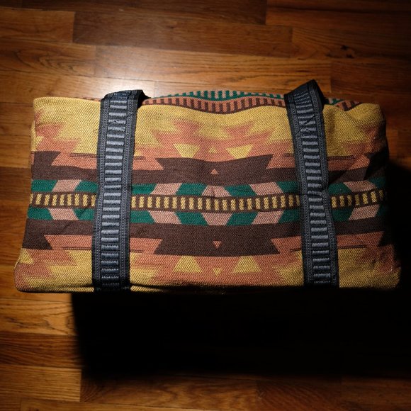 Southwest Woven Weekender Bag - Picture 6 of 7